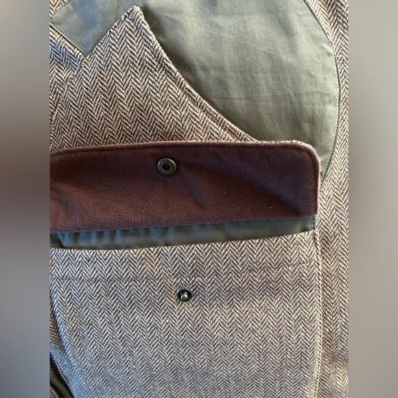 Really cool vintage Woolrich Brown Tweed Down Hunting Vest L - Picture 7 of 7